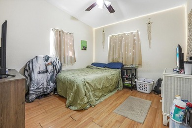 Welcome to a charming Fort Pierce retreat offering the perfect - photo 8