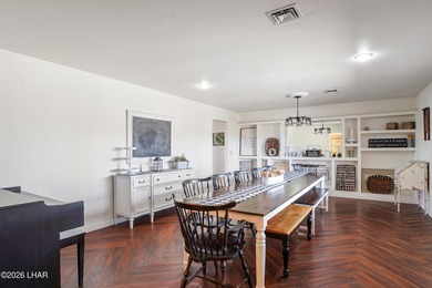 Spacious golf course home located on the greens in the desirable - photo 5