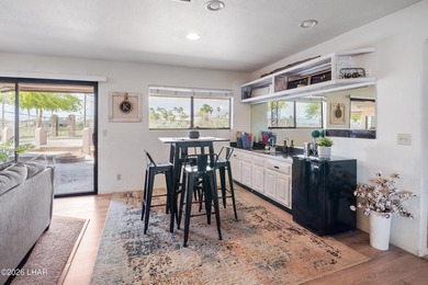 Spacious golf course home located on the greens in the desirable - photo 9