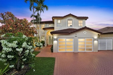 Experience luxury living in this stunning 5-bedroom, 3-bathroom - photo 1
