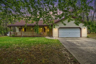 Beautiful stick built home in a wonderful neighborhood on a - photo 1