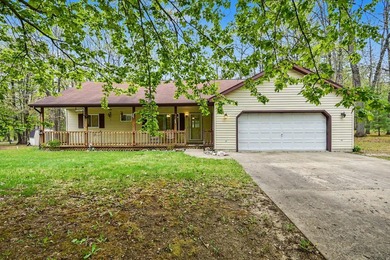 Beautiful stick built home in a wonderful neighborhood on a - photo 2