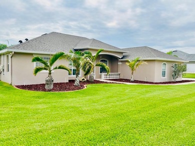 Lake Minnehaha Home For Sale in Clermont Florida