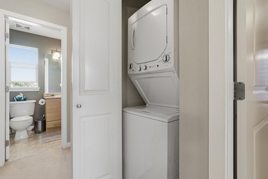 Beautifully updated and maintained Craftsman house in the heart - photo 12