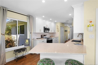 Beautiful updated CBS 2 Bedroom, 2 Bathroom 1671 Sq Ft, Golf - photo 13