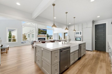 SELLER FINANCING AVAILABLE $800,000 down at 4-5% for up to 7 - photo 15