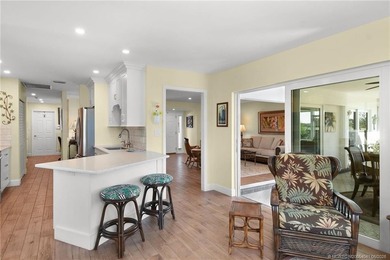 Beautiful updated CBS 2 Bedroom, 2 Bathroom 1671 Sq Ft, Golf - photo 17