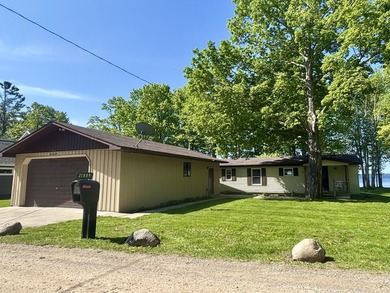 Meticulously maintained manufactured home on the shores of - photo 2