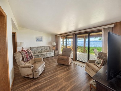 Meticulously maintained manufactured home on the shores of - photo 8