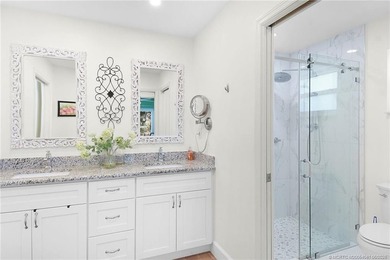 Beautiful updated CBS 2 Bedroom, 2 Bathroom 1671 Sq Ft, Golf - photo 34
