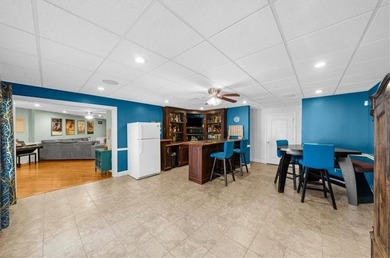 Set within the gated enclave of North Gate Manor, a sought-after - photo 36