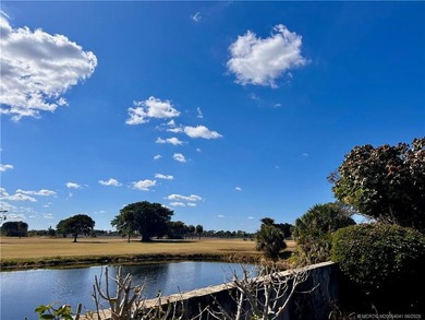 Beautiful updated CBS 2 Bedroom, 2 Bathroom 1671 Sq Ft, Golf - photo 39
