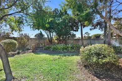 Beautiful updated CBS 2 Bedroom, 2 Bathroom 1671 Sq Ft, Golf - photo 40