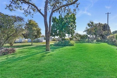 Beautiful updated CBS 2 Bedroom, 2 Bathroom 1671 Sq Ft, Golf - photo 41