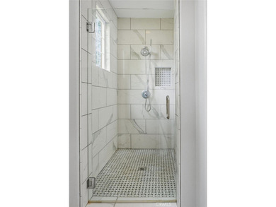 26911 Beverly Glen Ct - photo 43