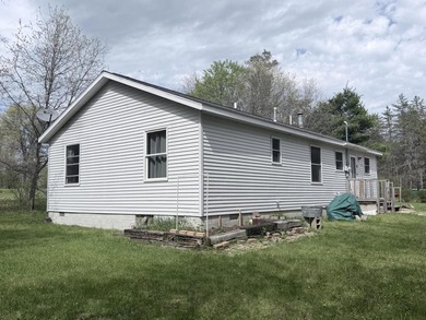 Charming 4-bedroom, 1-bath handicap accessible home nestled on a - photo 2