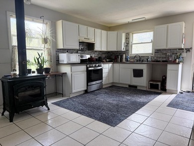 Charming 4-bedroom, 1-bath handicap accessible home nestled on a - photo 7