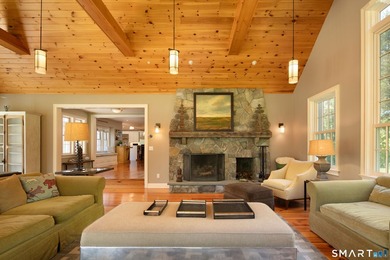 The Ultimate Entertainer's Estate! If your life centers around - photo 17