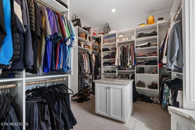 Perfect for the Discerning Buyer. This Exquisite Custom-Built - photo 17