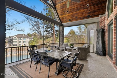 Perfect for the Discerning Buyer. This Exquisite Custom-Built - photo 18