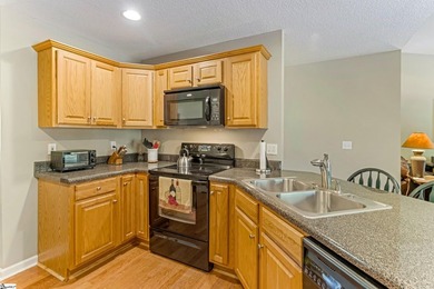 Enjoy the best of Lake Hartwell living with this exceptional - photo 19