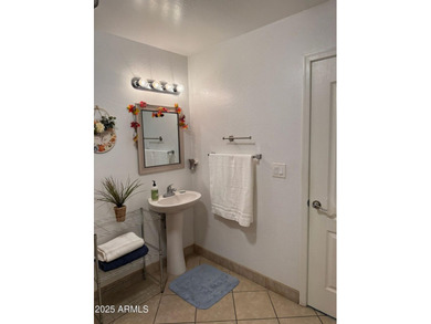 Gorgeous upgraded single-level, home with 6 bedrooms, including - photo 25