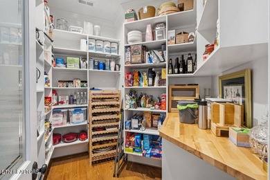 Perfect for the Discerning Buyer. This Exquisite Custom-Built - photo 26