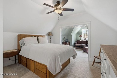 Perfect for the Discerning Buyer. This Exquisite Custom-Built - photo 30