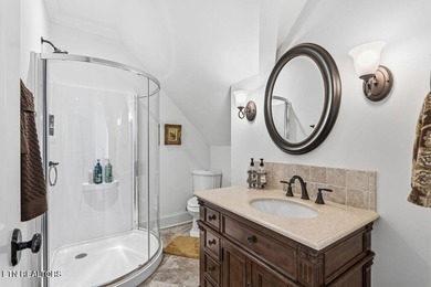 Perfect for the Discerning Buyer. This Exquisite Custom-Built - photo 31