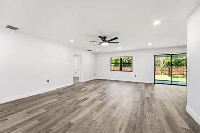 Fully remodeled and move-in ready! This 2-bedroom, 2-bathroom - photo 4