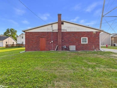 Excellent opportunity to own a versatile commercial property - photo 7
