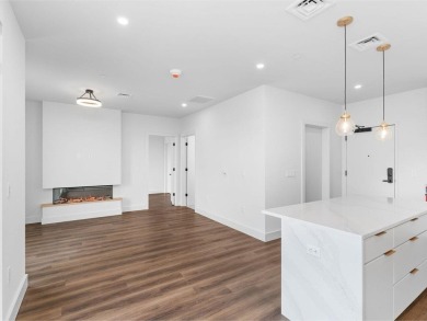 Lake Condo Sale Pending in Burlington, Vermont