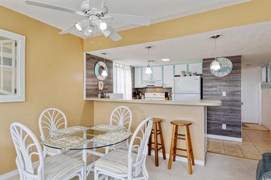 2BR/2BA Condo - One Block from the Ocean Fully furnished 2 - photo 11