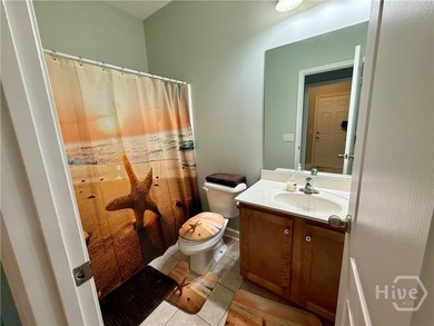 Welcome to this spacious and well-appointed 4 bedroom, 3 - photo 21
