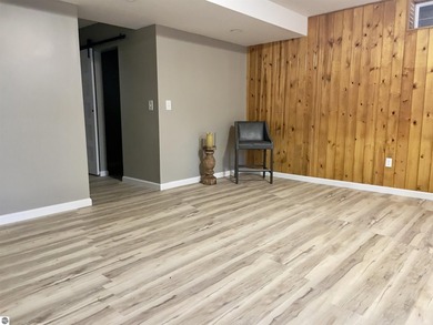 Wow! Great opportunity to own in East Jordan! This spacious two - photo 31
