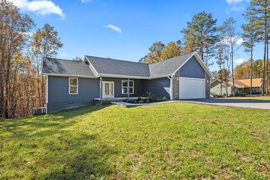 Lake Home For Sale in Jamestown, Tennessee