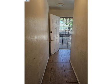 This East Palo Alto ranch-style home is a prime opportunity for - photo 8