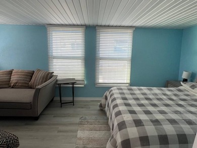 TERRIFIC LOWER PRICE! Experience relaxed Florida living at Four - photo 10
