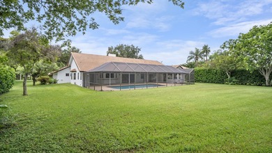 Welcome to this single-story residence in Cypresshead, offering - photo 7
