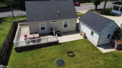 Completely renovated down to the studs, this beautiful turnkey - photo 2
