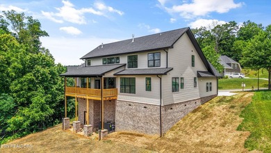 Brand new construction in the sought-after Rarity Ridge - photo 5