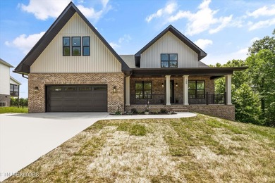 Brand new construction in the sought-after Rarity Ridge - photo 9