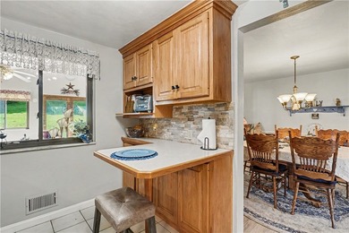 Beautifully maintained 3-bedroom, 3-bath home MUCH LARGER THAN - photo 12