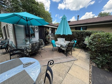 Beautifully maintained 3-bedroom, 3-bath home MUCH LARGER THAN - photo 38