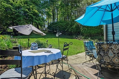 Beautifully maintained 3-bedroom, 3-bath home MUCH LARGER THAN - photo 39