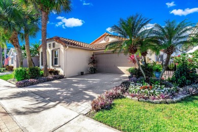 (private lake, pond, creek) Home For Sale in Boynton Beach Florida