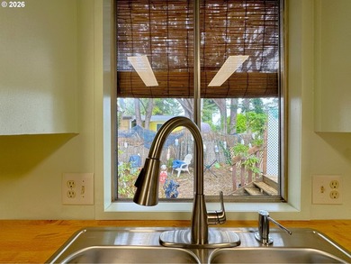 OCEAN PEAK, WALK-TO-THE-BEACH Coastal Retreat on .19 Acres - photo 15