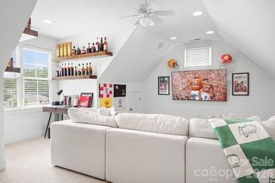 Seller is offering $10K in closing costs. Beautifully updated - photo 23