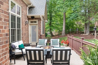 Seller is offering $10K in closing costs. Beautifully updated - photo 34