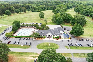 Seller is offering $10K in closing costs. Beautifully updated - photo 37